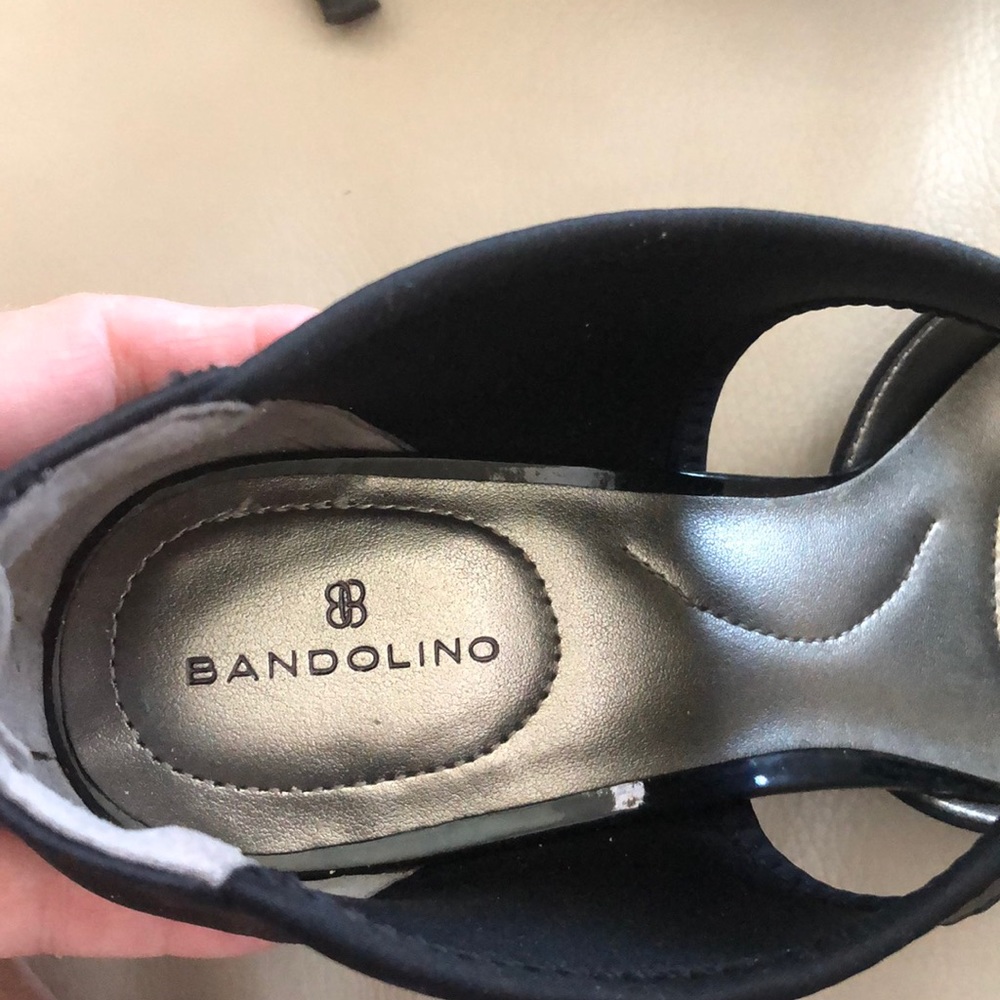 Shoes - Picture 4 of 6